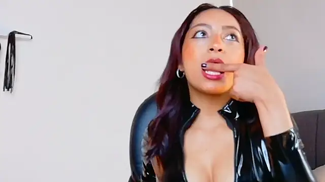 JadeClifford online show from October 8, 2025, 8:31 pm