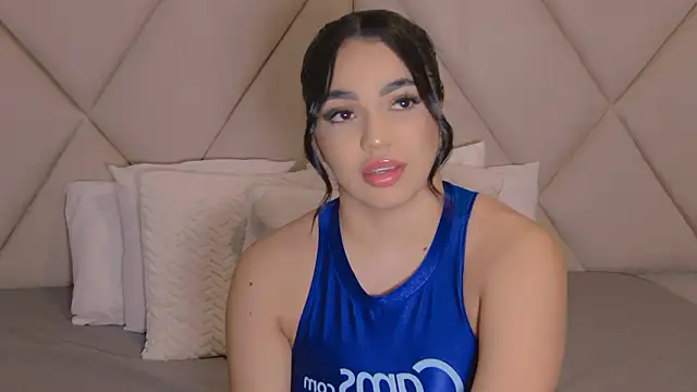 CharlotteeBrownn online show from March 19, 2026, 6:02 am