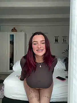 OliviaaFischer online show from March 30, 2026, 5:47 pm