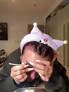 OliviaaFischer online show from March 23, 2026, 2:17 pm