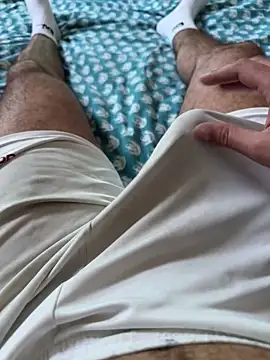 Snapshot of Beurberry19 chatting on October 23, 2025, 4:49 pm Beurberry19 online show from October 23, 2025, 4:49 pm