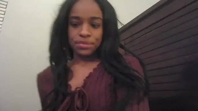 Marlowlovee online show from November 1, 2025, 4:08 am