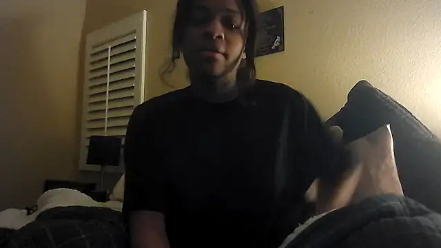 Marlowlovee online show from July 10, 2026, 8:47 am