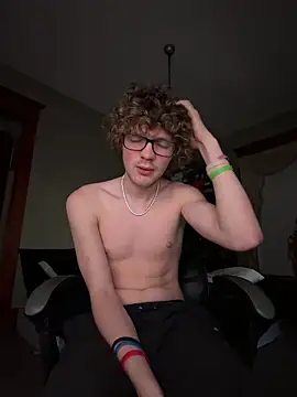 landen432 online show from February 26, 2026, 11:49 pm