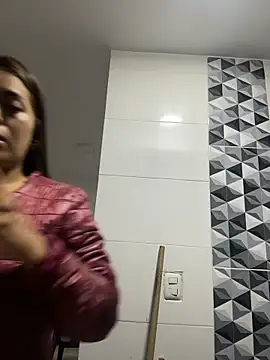 SaraMartinez 1 online show from February 17, 2026, 11:07 am