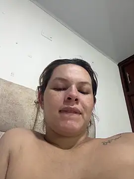 Snapshot of miacarrot chatting on June 27, 2026, 3:45 am miacarrot online show from June 27, 2026, 3:45 am