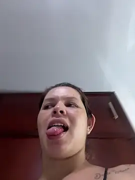 Snapshot of miacarrot chatting on June 28, 2026, 3:13 am miacarrot online show from June 28, 2026, 3:13 am