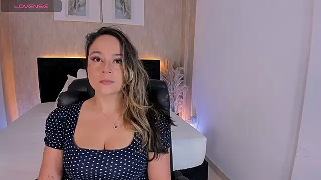 jessica hotxxx online show from December 20, 2025, 1:25 pm