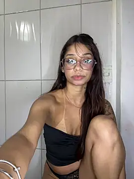 FadaPerigosa online show from July 21, 2026, 2:14 am