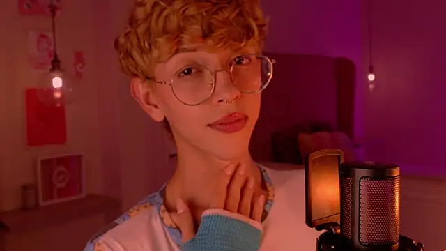 Snapshot of imDamiano chatting on November 1, 2025, 9:41 pm imDamiano online show from November 1, 2025, 9:41 pm