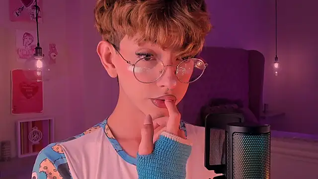 Snapshot of imDamiano chatting on September 21, 2025, 7:08 pm imDamiano online show from September 21, 2025, 7:08 pm