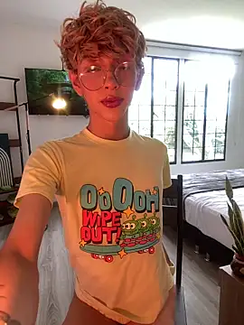 Snapshot of imDamiano chatting on November 22, 2025, 4:17 pm imDamiano online show from November 22, 2025, 4:17 pm