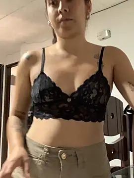 miaftmax online show from September 25, 2025, 6:36 pm