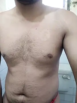 COme8989 online show from February 10, 2026, 9:41 am