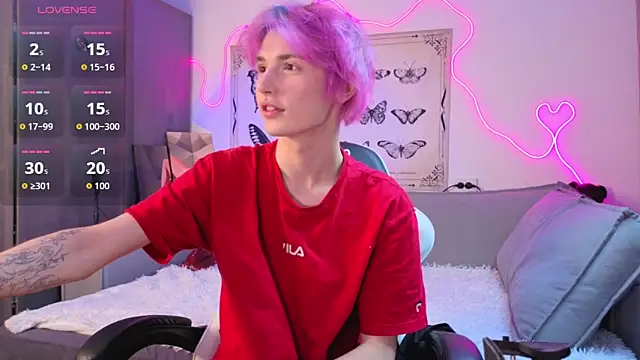 Your avatar online show from January 10, 2026, 8:15 pm