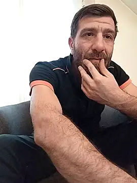 Snapshot of Alexdaniel89 chatting on January 7, 2026, 12:32 pm Alexdaniel89 online show from January 7, 2026, 12:32 pm