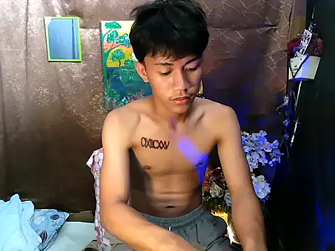 naughtyboyloy 0 online show from September 15, 2025, 4:46 am