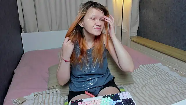 Snapshot of Nora_lovvvv chatting on September 20, 2025, 10:20 am Nora lovvvv online show from September 20, 2025, 10:20 am