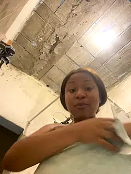 danixayume01 online show from November 26, 2025, 12:49 pm