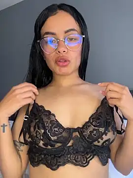 Snapshot of Melissa_coch chatting on February 18, 2026, 4:03 pm Melissa coch online show from February 18, 2026, 4:03 pm