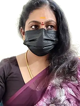 Sweetie swetha37 online show from November 13, 2025, 6:45 pm