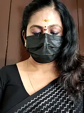 Sweetie swetha37 online show from October 4, 2025, 3:46 pm