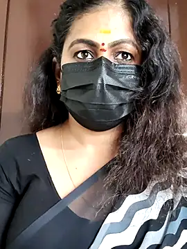 Sweetie swetha37 online show from September 22, 2025, 3:23 am