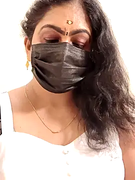 Sweetie swetha37 online show from March 1, 2026, 11:27 pm