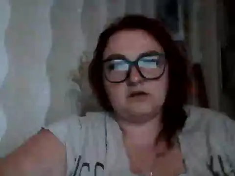 AngelQSky online show from September 17, 2025, 2:52 pm