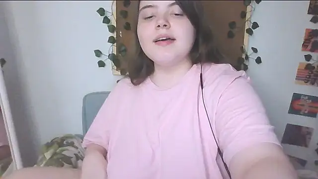 Snapshot of brattyprincessemma chatting on September 18, 2025, 1:19 am brattyprincessemma online show from September 18, 2025, 1:19 am