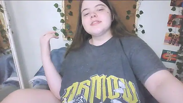 Snapshot of brattyprincessemma chatting on September 20, 2025, 6:13 pm brattyprincessemma online show from September 20, 2025, 6:13 pm