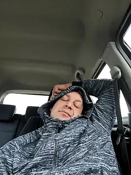 Snapshot of FleetedMusing chatting on October 20, 2025, 10:49 am FleetedMusing online show from October 20, 2025, 10:49 am