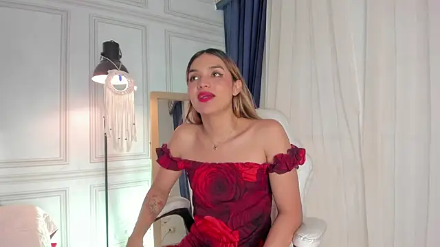 Snapshot of Doll_Isa_ chatting on November 27, 2025, 7:25 pm Doll Isa online show from November 27, 2025, 7:25 pm