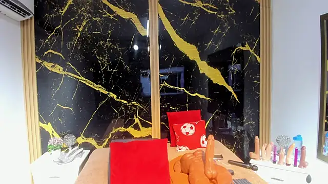 Snapshot of AdrianaVegga chatting on November 27, 2025, 3:18 am AdrianaVegga online show from November 27, 2025, 3:18 am