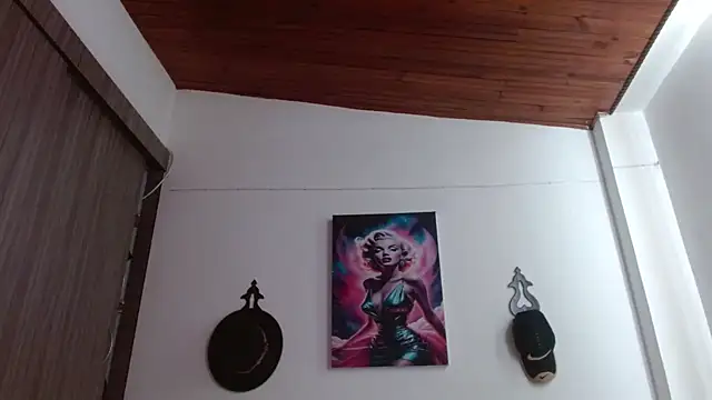 Crystal Star  online show from April 10, 2026, 1:51 pm