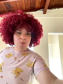 Enyagleam  online show from October 5, 2025, 9:05 pm