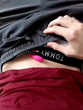 Snapshot of Avtodig chatting on February 14, 2026, 11:21 am Avtodig online show from February 14, 2026, 11:21 am