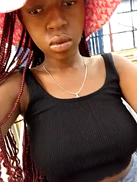 Freakysluttt online show from December 3, 2025, 7:30 am