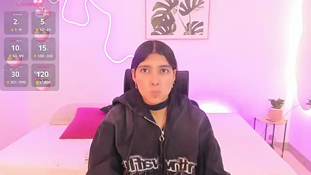 Snapshot of Cherrydollxx chatting on November 19, 2025, 11:54 am Cherrydollxx online show from November 19, 2025, 11:54 am