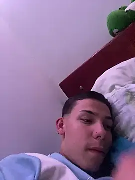 LoganBenedictt online show from February 4, 2026, 7:58 am