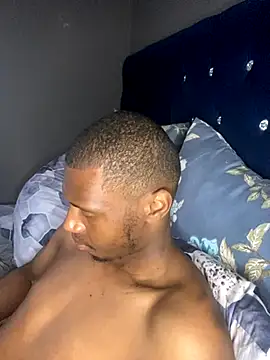 chocolatefactory  online show from September 16, 2025, 3:13 pm