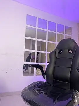 MorenaLush Eup online show from November 28, 2025, 3:17 am