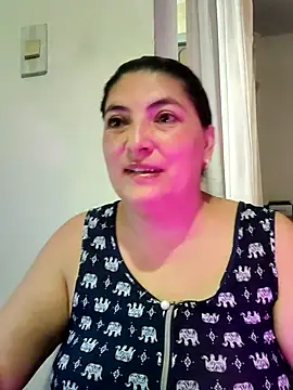 lina maria99 online show from September 14, 2025, 9:59 pm