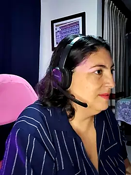 lina maria99 online show from September 30, 2025, 9:59 am