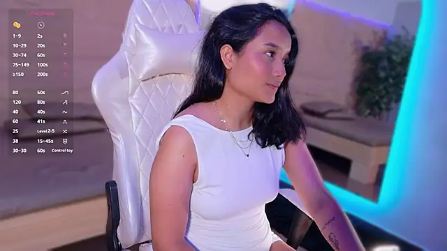 HannahMontgomery online show from April 9, 2026, 4:35 pm