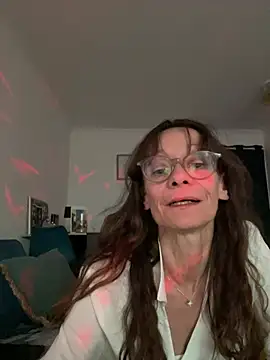 Snapshot of Chris06d22@xh chatting on May 24, 2026, 7:03 pm Chris06d22xh online show from May 24, 2026, 7:03 pm