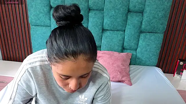 EmilyGala online show from October 1, 2025, 7:40 pm