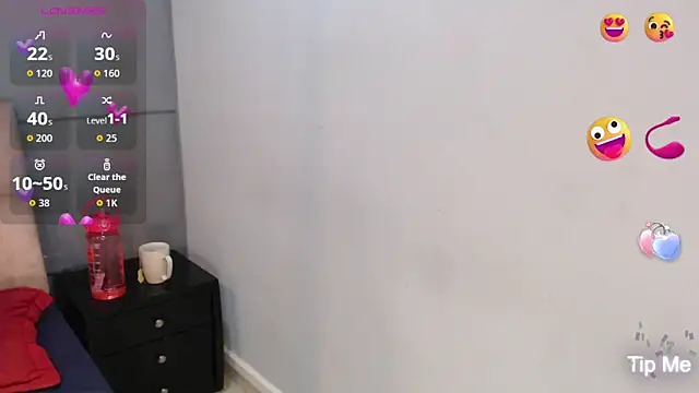 CharlotteCottin online show from September 26, 2025, 11:17 am