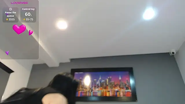 CharlotteCottin online show from September 10, 2025, 11:20 am