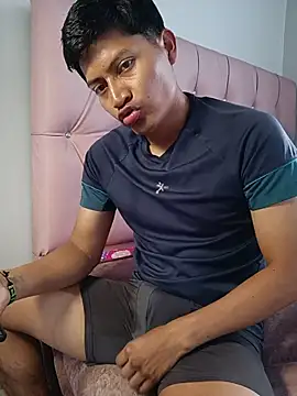 DADDYTTEDY1 online show from June 3, 2026, 10:03 pm